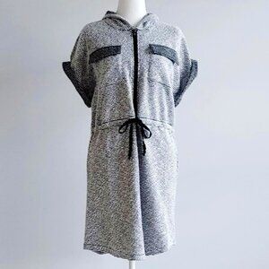 Venus Women’s Lounge Short Sleeve Knit Dress Hooded Black/White Size XS NWOT